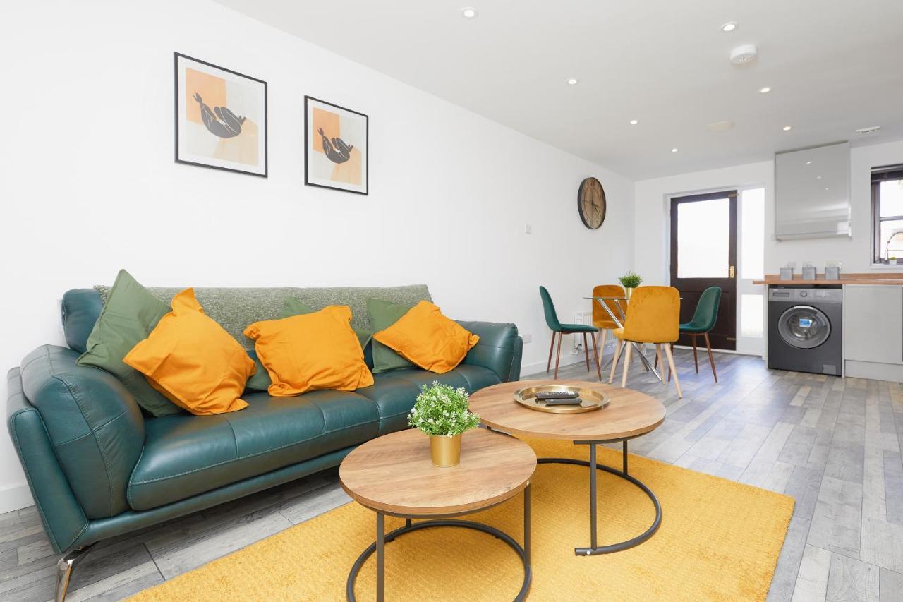 Modern 2 Bed House Near Queens Medical Centre 노팅엄 외부 사진
